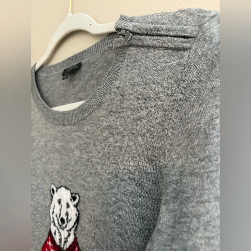 Talbots Polar Bear Sweater Soft Lightweight Cozy Gray Red Lambswool Size Small - Picture 4 of 8